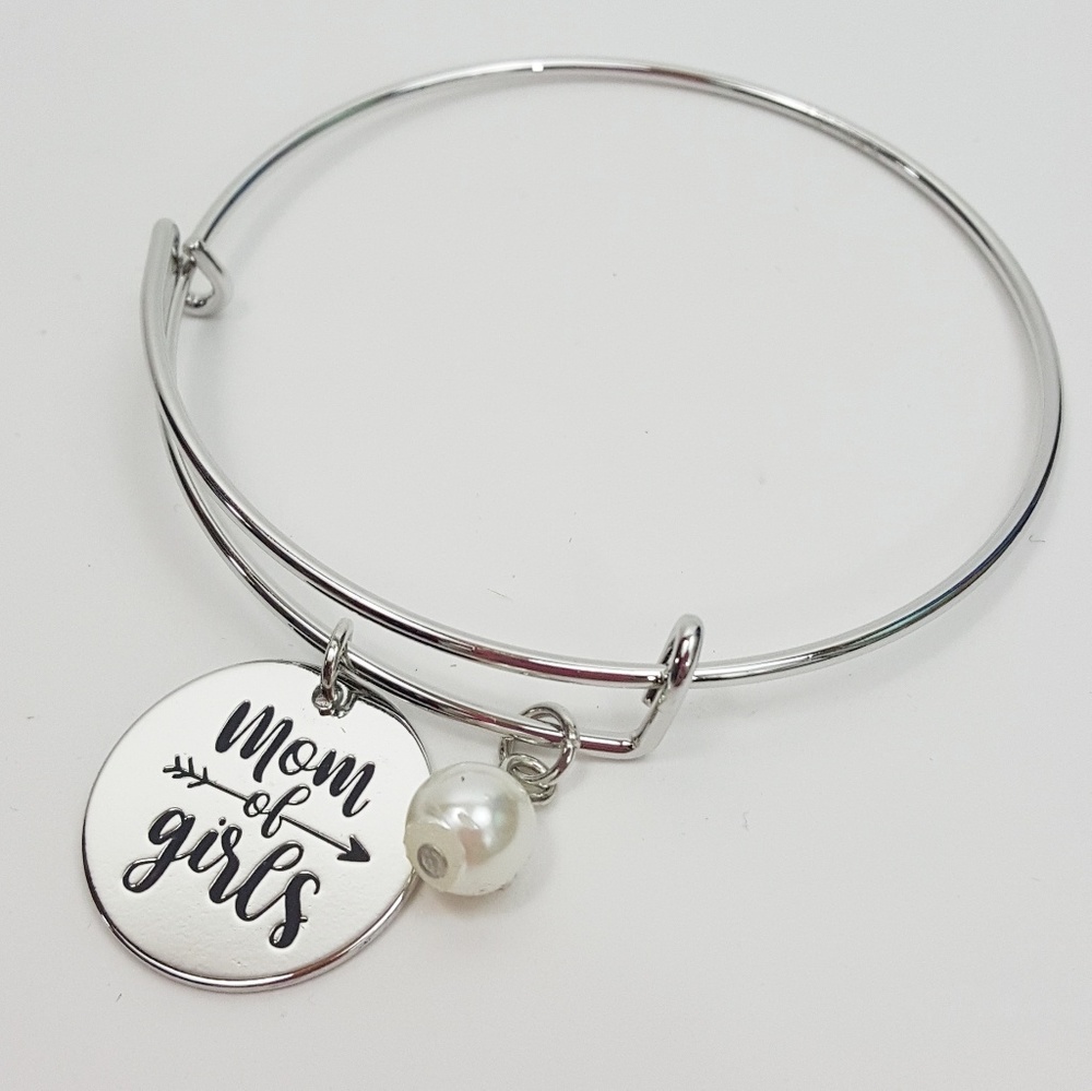 NEW Mom Of Girls Bangle Bracelet - Mother Gift - Picture 1 of 3